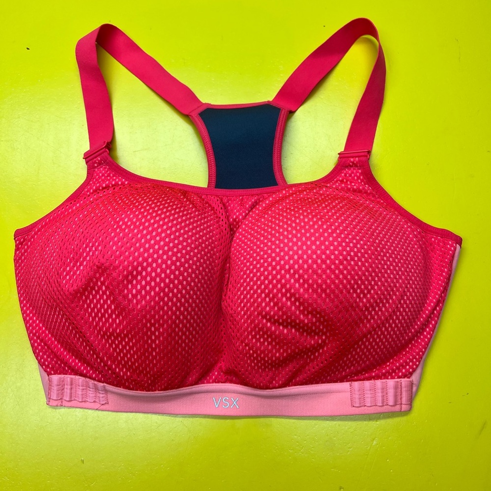 VSX Sports Bra sz 36D Bright Coral
